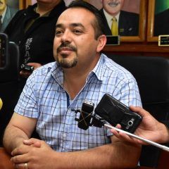 Colocan boilers solares en jardín del abuelo, fueron donados