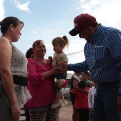 Atiende alcalde peticiones e inquietudes en Col. Emiliano Zapata