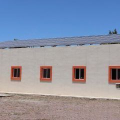 Estrena Casa Hogar del Abuelo calentadores solares y cancelería en baños