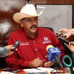 Anuncia Carlos Tena suspensión de licencia a constructora de Albaterra
