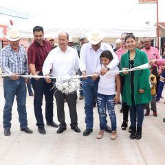 Inaugura alcalde 10 frentes de pavimentación y pone en marcha otros 11