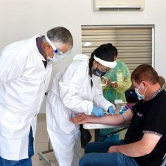 Realiza el presidente municipal y personal de salud pruebas covid-19 a menonitas