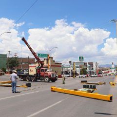 Instala Delegación de Vialidad semáforos en crucero conflictivo