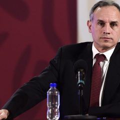 Denuncian senadores del PAN a López-Gatell ante FGR por negligencia en manejo de pandemia