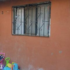 Ante un hecho de omisión de cuidados asegura policía municipal a tres menores de edad