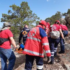 Rescatan a senderista en el cerro del chikiwite