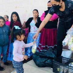Brinda apoyos instituto de cultura física y deporte de Cuauhtémoc en la colonia tarahumara