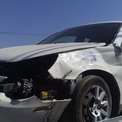 Choque con lesionados entre Motocicleta y Automóvil