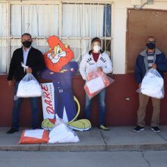 Entrega grupo D.A.R.E de la policía municipal material de apoyo a escuelas de la ciudad