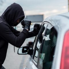 Robo de vehículo en el kilómetro 97 de la carretera que conduce hacia la ciudad Chihuahua