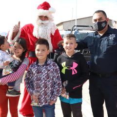 Entregan seguridad pública y CANACO dulces a niños de escasos recursos