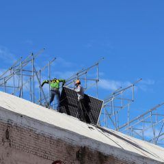 Inicia gobierno municipal de Cuauhtémoc instalación de páneles solares en presidencia y Parque San Antonio