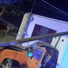 Accidente de tránsito en las calles 72 cruce con Xochimilco de la Colonia PRI