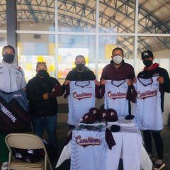 Entrega instituto del deporte uniformes y apoyo a representativos de Cuauhtémoc