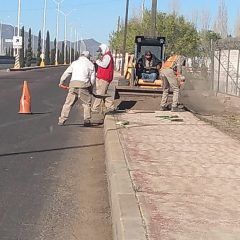 Cuadrillas de servicios públicos llevan a cabo limpieza en arterias de ciudad Cuauhtémoc
