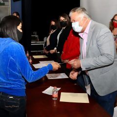 Fortalece gobierno municipal de Cuauhtémoc 37 microempresas con créditos a tasa cero.
