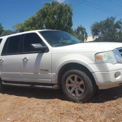 Asegura PM vehículo abandonado Ford expedition