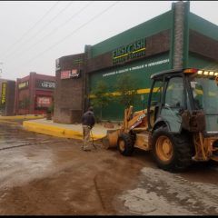 Activan servicios públicos y obras retiro de material de arrastre en la ciudad.