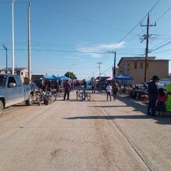 Mantiene gobierno municipal vigilancia en tianguis por medidas de seguridad sanitaria.