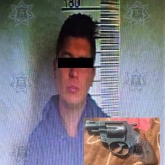 Detiene policía municipal a una persona por daños, robo con violencia y portación ilegal de arma de fuego