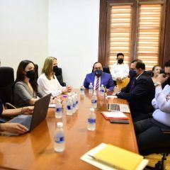 Acuerdan equipo de transición y Consejería Jurídica del Estado agenda de trabajo para entrega-recepción.