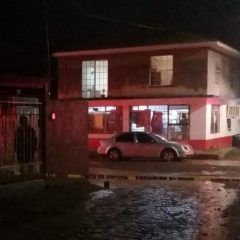 Asesinan a sujeto joven en tienda de abarrotes