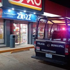 Robo en tienda OXXO de la Venezuela y carretera a Rubio