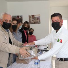 Entregan uniformes a trabajadores de Estacionómetros
