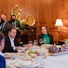 Anuncian gobernadores de Chihuahua y Sonora inversión conjunta de 13 mil mdp en carretera que conectará a La Junta con el puerto de Guaymas