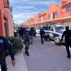 Célula «Juntos por Juárez» rescata a 18 migrantes y detiene a 2 «polleros»