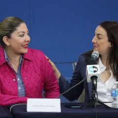 Da a conocer Daniela Álvarez a Ana Gabriela Guerrero Elías como su suplente en la candidatura al senado
