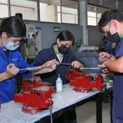 Invita CECyTECH a integrarse en alguno de sus 52 planteles en el estado
