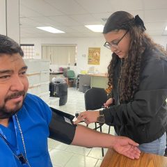 Ofrecen servicio de atención a la salud a través de “Médico en tu Centro”