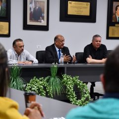 Se reúnen titulares de la SEyD y Sección 42 del SNTE para fortalecer relación en beneficio de docentes