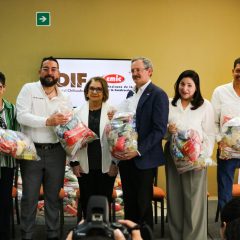 Recibe DIF Estatal donativo de paquetes alimenticios de la CMIC