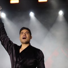 Inicia Carlos Rivera festejos por el Bicentenario de Chihuahua con concierto en ciudad Delicias