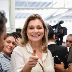 Emite Gobernadora su sufragio en la capital del estado