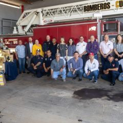 Reciben bomberos donativo de la Asociación de Plantas de Atmósfera Controlada, en Cuauhtémoc