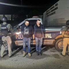 Arresta SSPE a dos sujetos (policías de Namiquipa) en Cuauhtémoc