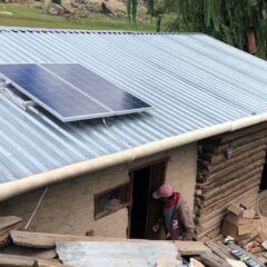 Invierte DIF Estatal más de 900 mil pesos en instalación de celdas solares en Guachochi