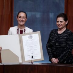 CLAUDIA SHEINBAUM RECIBE CONSTANCIA COMO PRESIDENTA ELECTA DE MÉXICO POR PARTE DEL TRIBUNAL ELECTORAL
