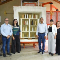 Inaugura Fodarch horno de gas para alfarería en beneficio de los artesanos en Madera.