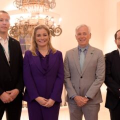 Presenta Maru Campos resultados en materia de desarrollo económico en Chihuahua en el NADBank Summit 2024.