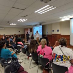 Imparte Grupos Vulnerables talleres de inclusión en la Facultad de Medicina y Ciencias Biomédicas.