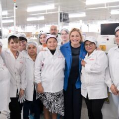 Inaugura Maru Campos nueva planta de Inventec Electronic Company en Ciudad Juárez que generará 7 mil empleos.