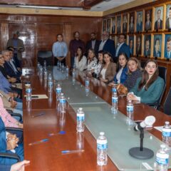 Realizan proceso entrega-recepción en la Presidencia Municipal de Cuauhtémoc