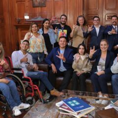 Reconoce Maru Campos las batallas cotidianas de las personas con discapacidad.