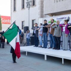 Realizan ceremonia cívica por el 532° aniversario del Descubrimiento de América