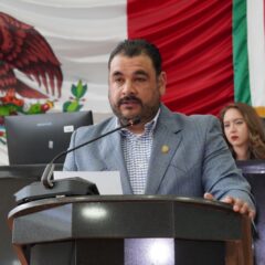 Propone Luis Fernando Chacón pruebas gratuitas de cáncer de próstata.
