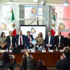Recibe Congreso local Paquete Económico del Gobierno Estatal para el 2025
